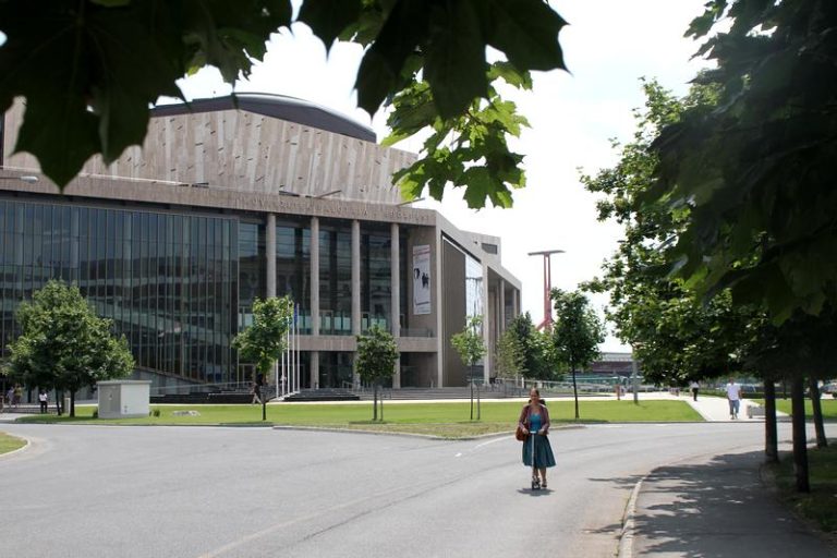 Hogyan válasszuk ki a témához legmegfelelőbb optikát?