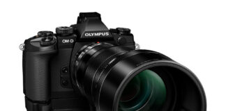 Új Olympus fényképezőgép, objektív és telekonverter Új Olympus fényképezőgép
