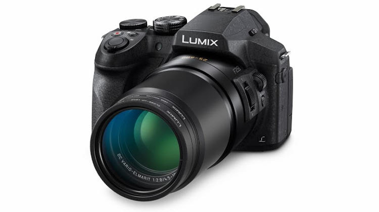 Panasonic LUMIX DMC-FZ300 ultrazoom kompakt fényképezőgép