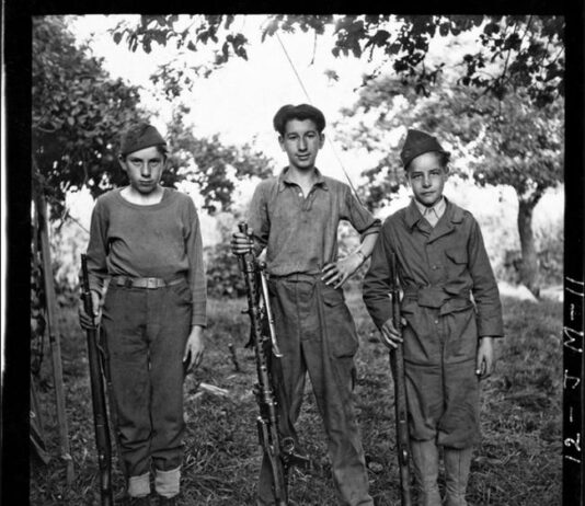 John G. Morris: Valahol Franciaországban, fotókiállítás John G. Morris "Valahol Franciaországban - 1944 nyara" fotókiállítás
