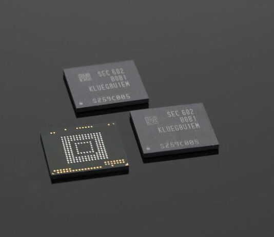 Az első 256 GB-os UFS memória A Samsung bemutatta az iparág első 256 GB-os UFS memóriáját