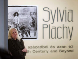 Ajándékok a XX. századból és azon túl – Sylvia Plachy életmű kiállítása a Capa Központban Sylvia Plachy életmű kiállítás, Capa Központ