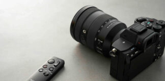 Új Sony GP-VPT3 és RMT-VP2 három az egyben vezeték nélküli markolat és távvezérlő Sony GP-VPT3 és RMT-VP2 három az egyben vezeték nélküli markolat és távvezérlő