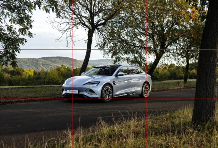 Fotós tippek: autó fotózás - kompozíció