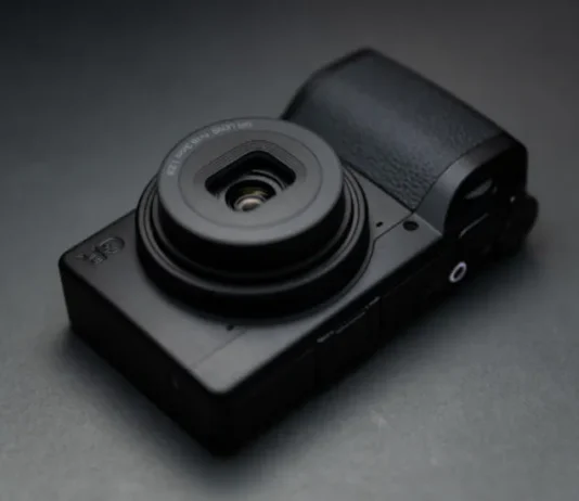 RICOH GR IV Monochrome digitális fényképezőgép RICOH GR IV Monochrome digitális fényképezőgép